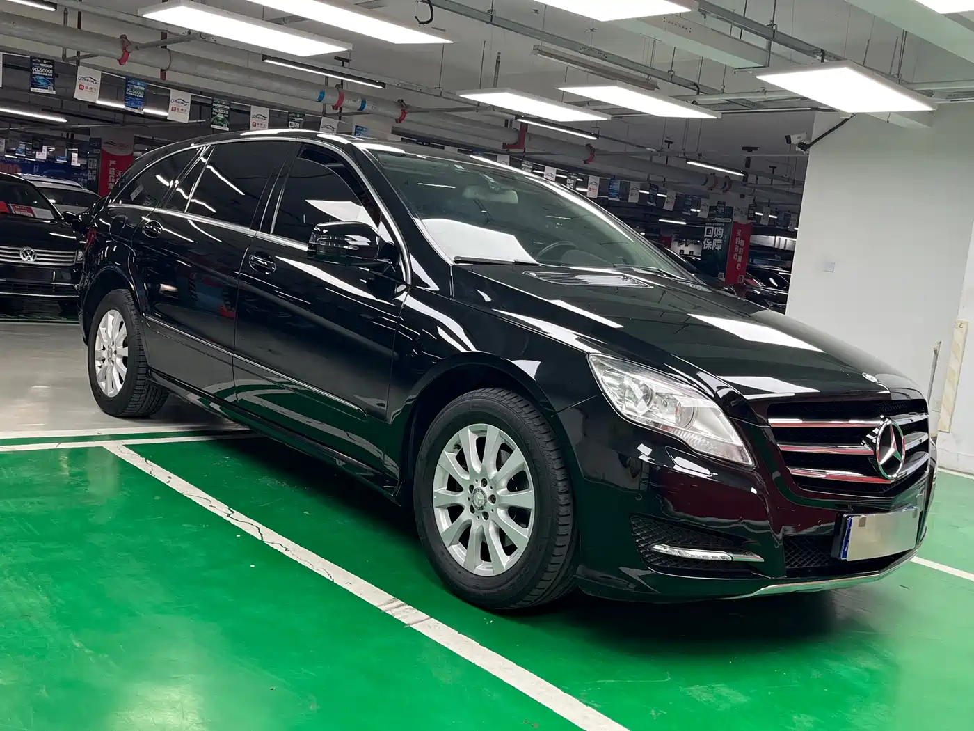 Mercedes-Benz R-Class
