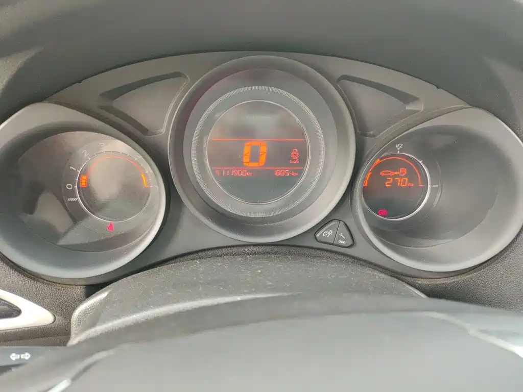 Citroen C4L — миниатюра 12