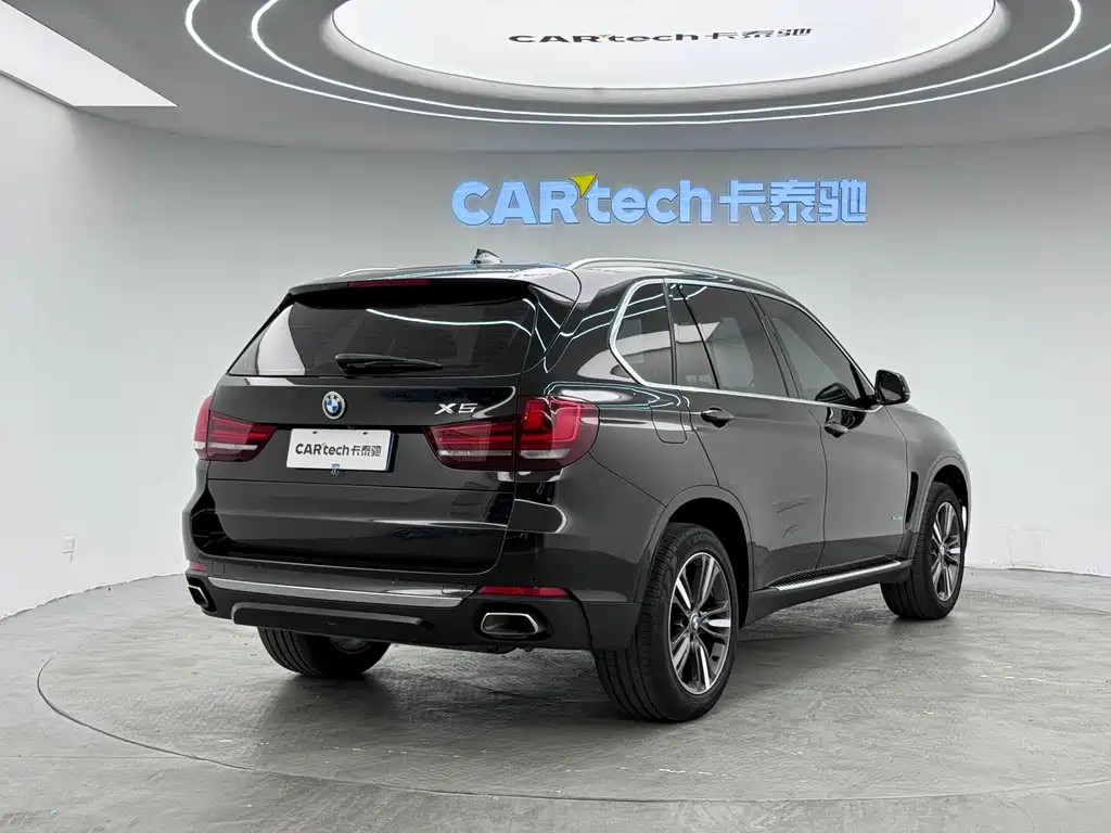 BMW X5 (Import) — миниатюра 6