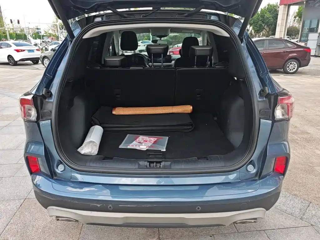Ford Escape — миниатюра 19