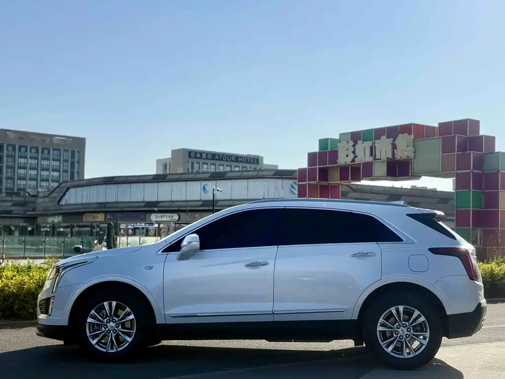 Cadillac XT5 2022 2.0T Luxury