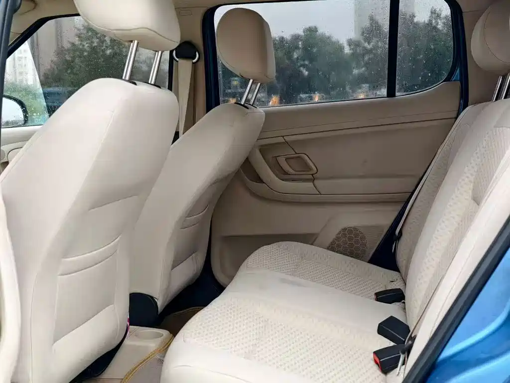 Skoda Fabia — миниатюра 6
