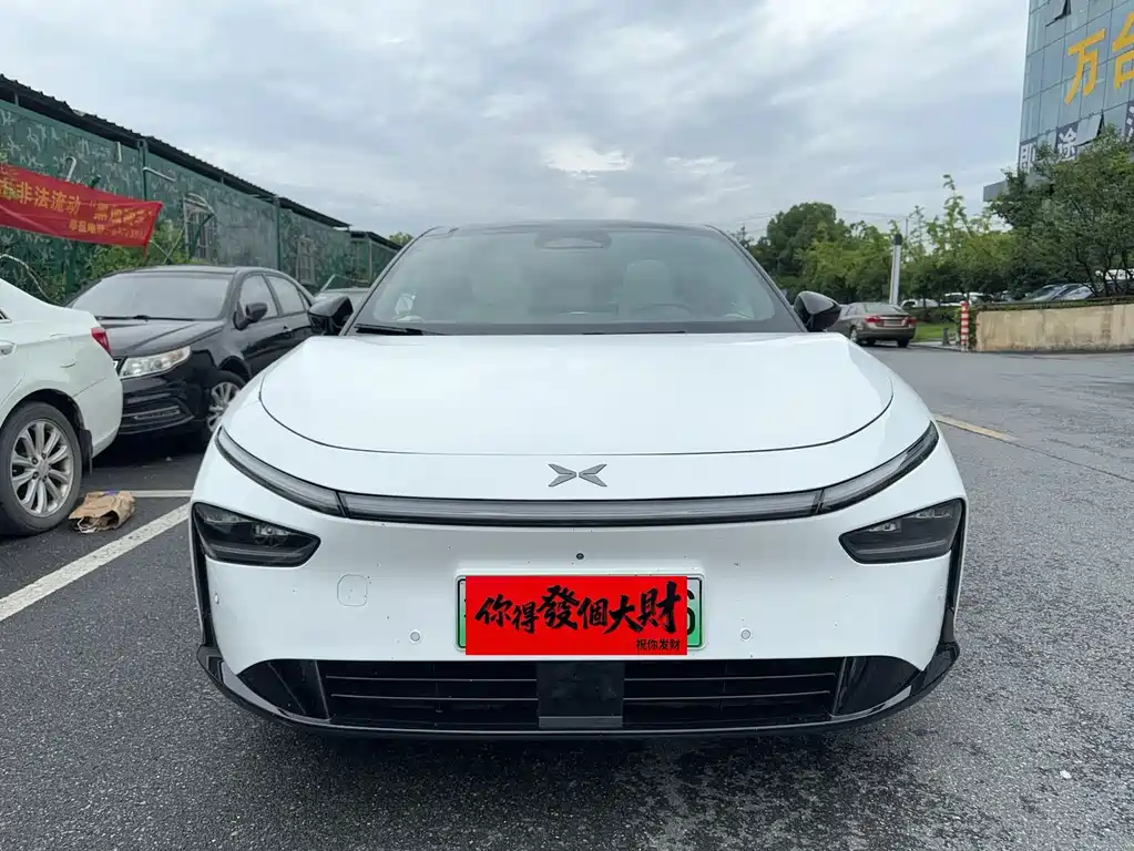 Xpeng P7 + 2024 Max