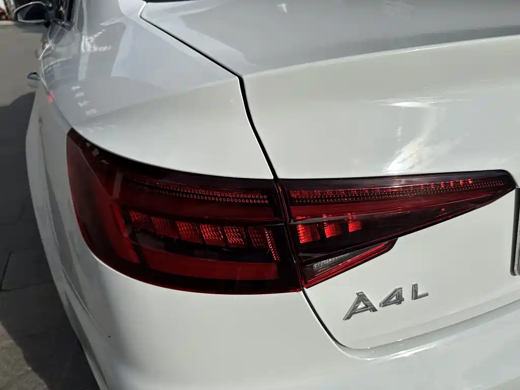 Audi A4L — миниатюра 21