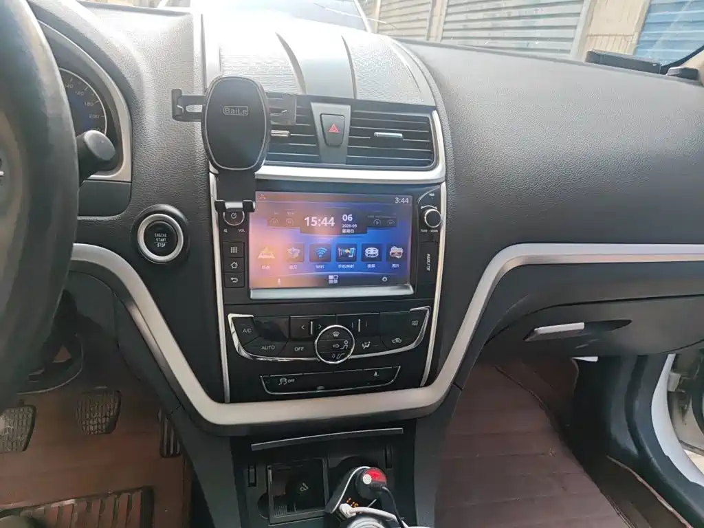 Geely Emgrand — миниатюра 14