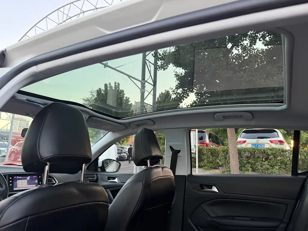 Peugeot 308S — миниатюра 10