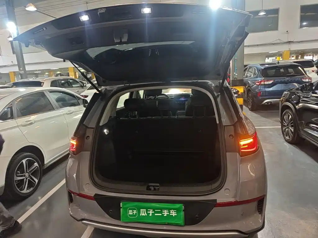 BYD Sealion 05 EV — миниатюра 19