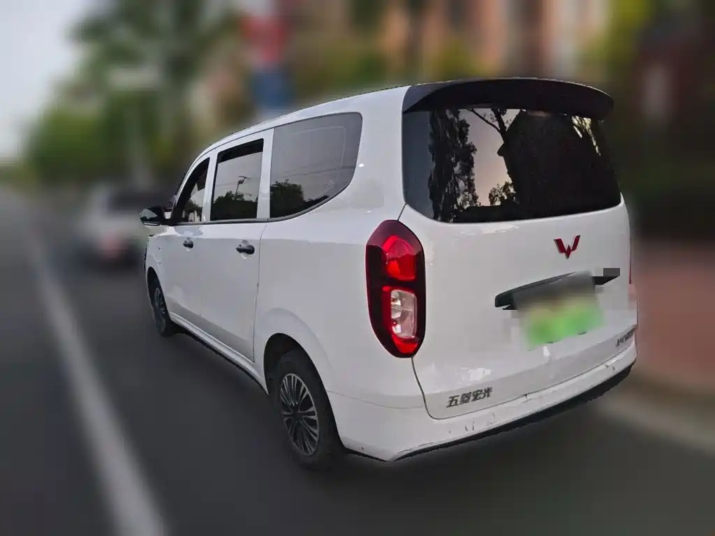 Wuling Hongguang EV — миниатюра 25