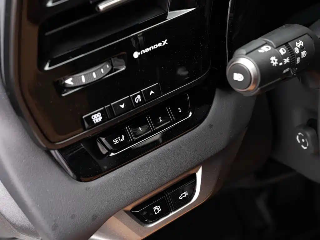 Lexus RX New Energy — миниатюра 20