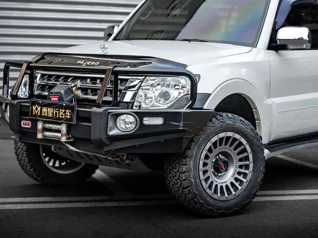 Mitsubishi V87 2019 3.8L AT