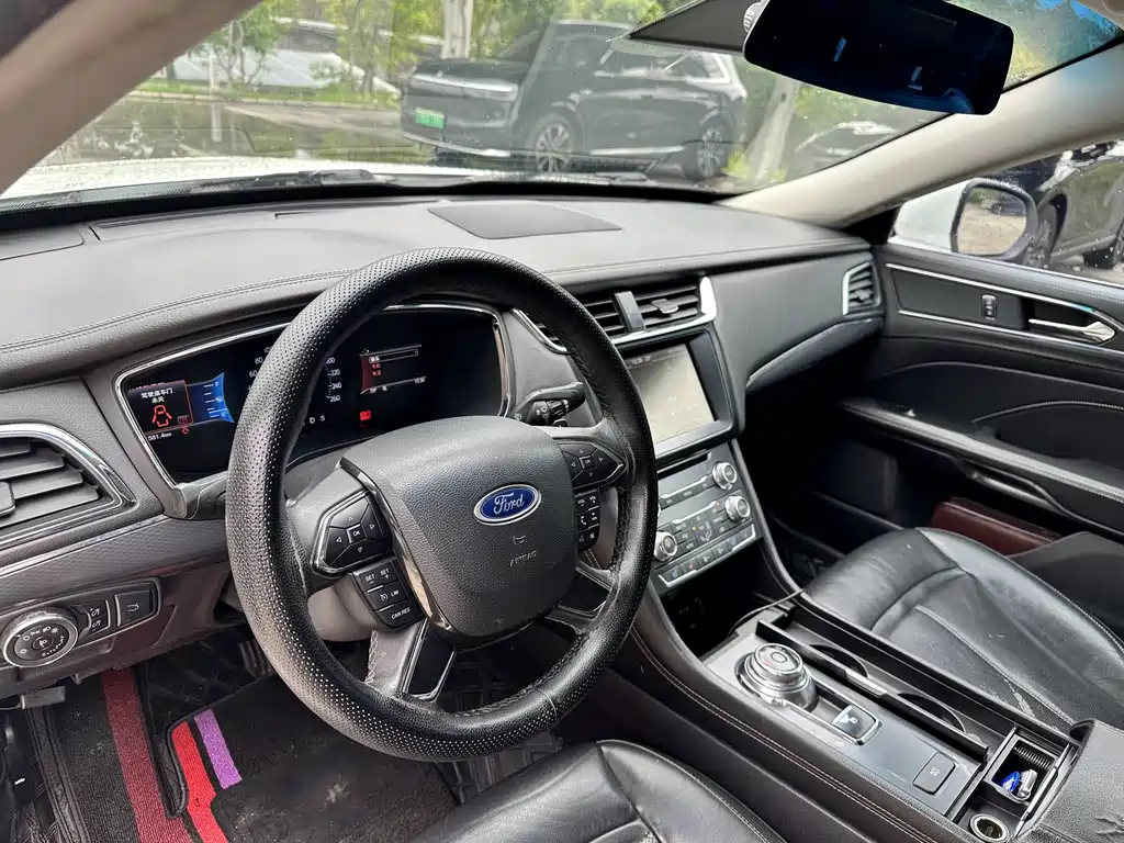 Ford Taurus — миниатюра 11