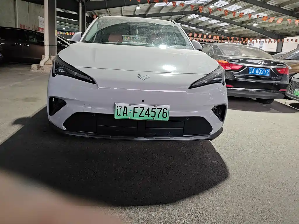 ARCFOX Alpha T5