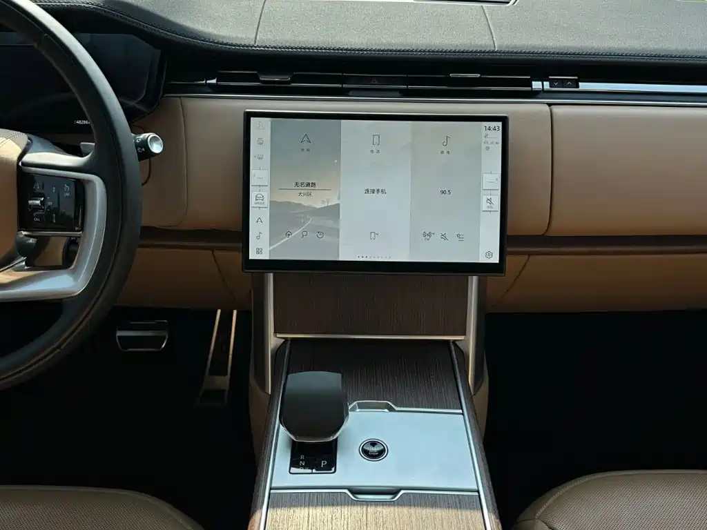 Land Rover Range Rover — миниатюра 24