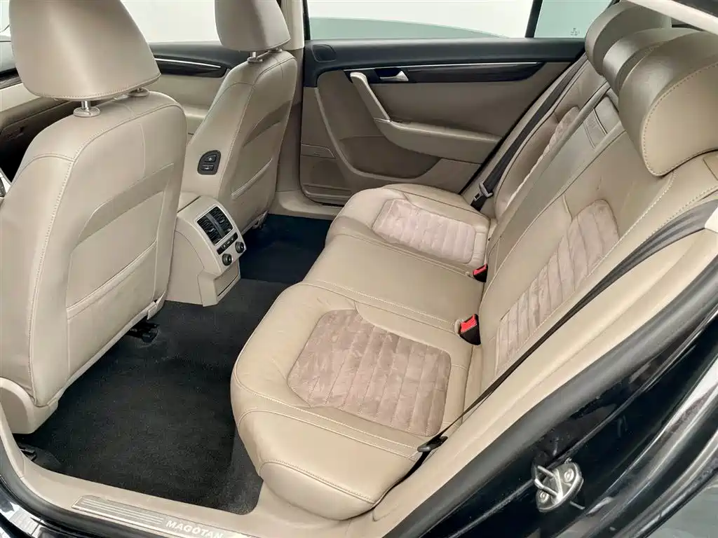 Volkswagen Magotan 2013 2.0TSI Luxury