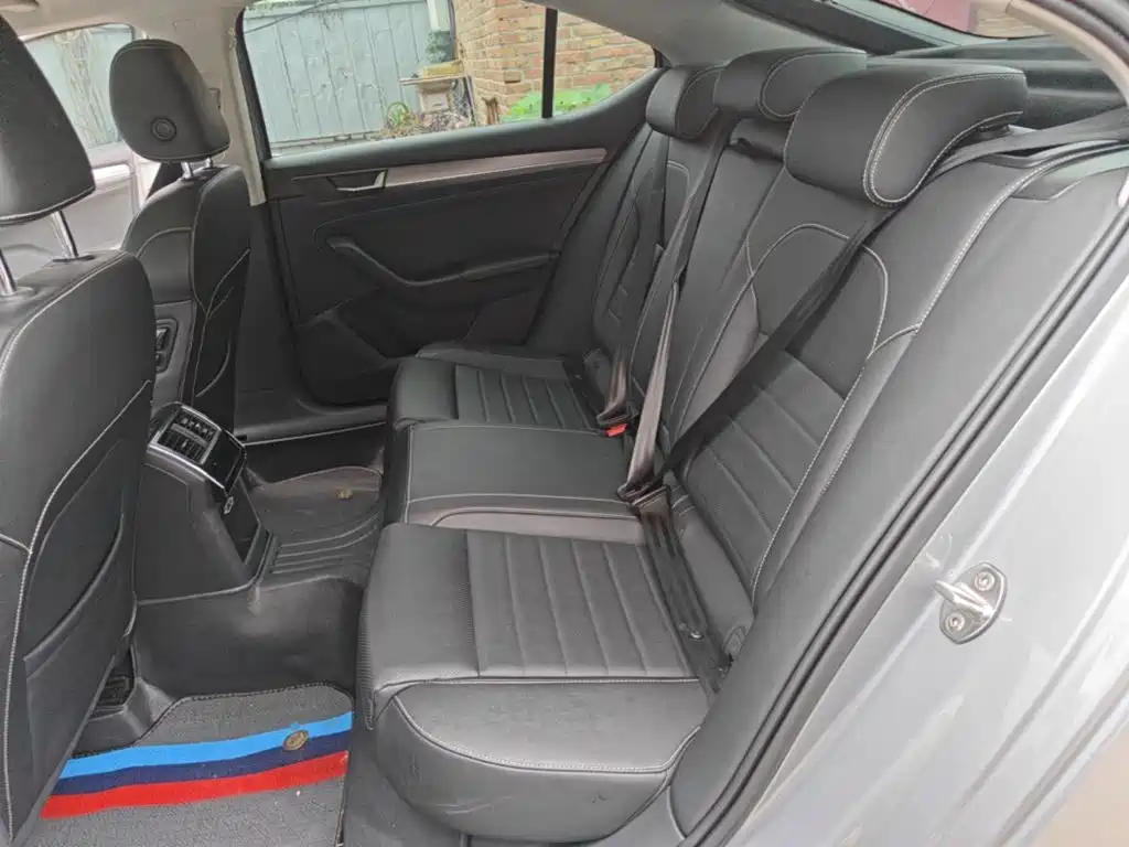 Skoda Superb — миниатюра 17