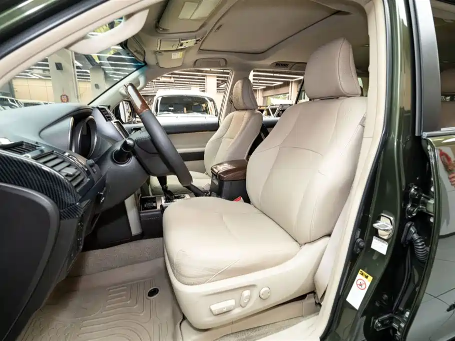 Toyota Land Cruiser Prado 2010 4.0L AT TX-L