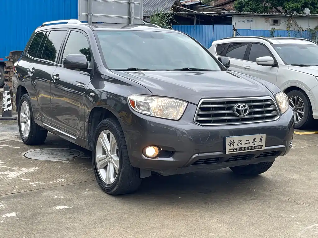 Toyota Highlander (Import) — миниатюра 3