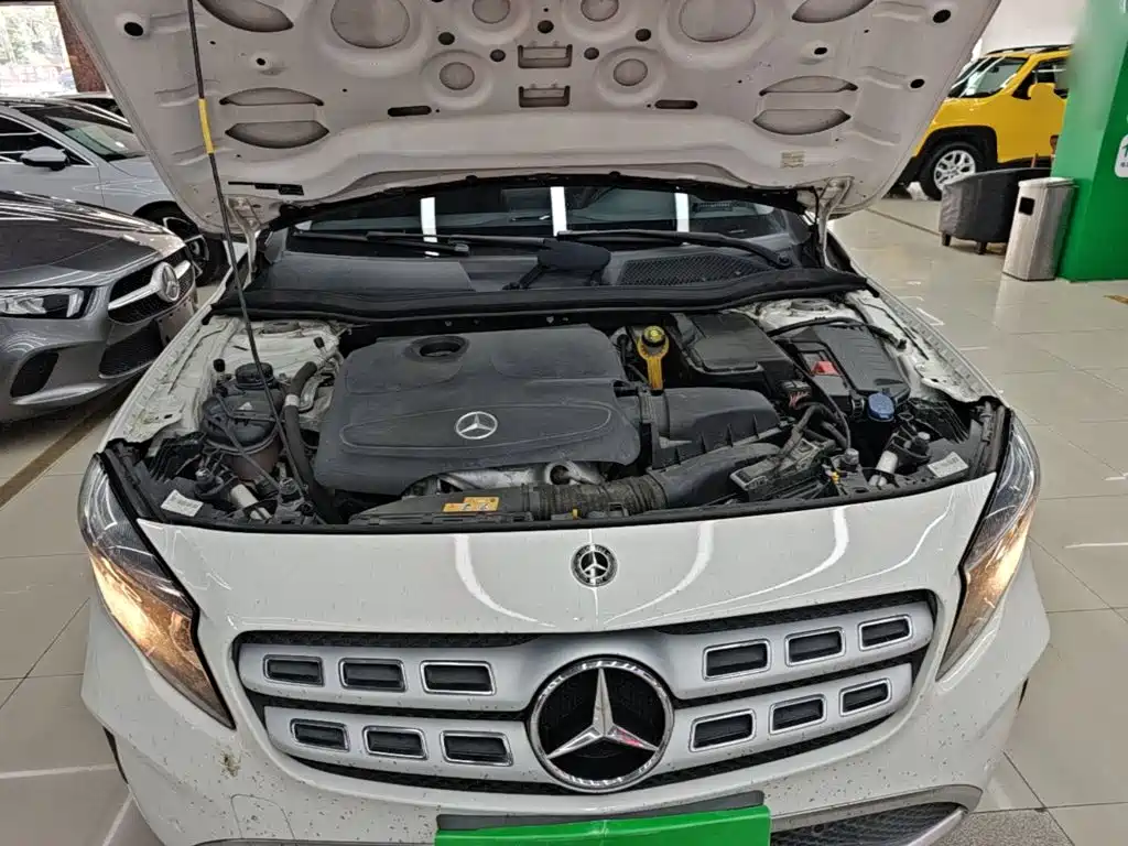 Mercedes-Benz GLA — миниатюра 20