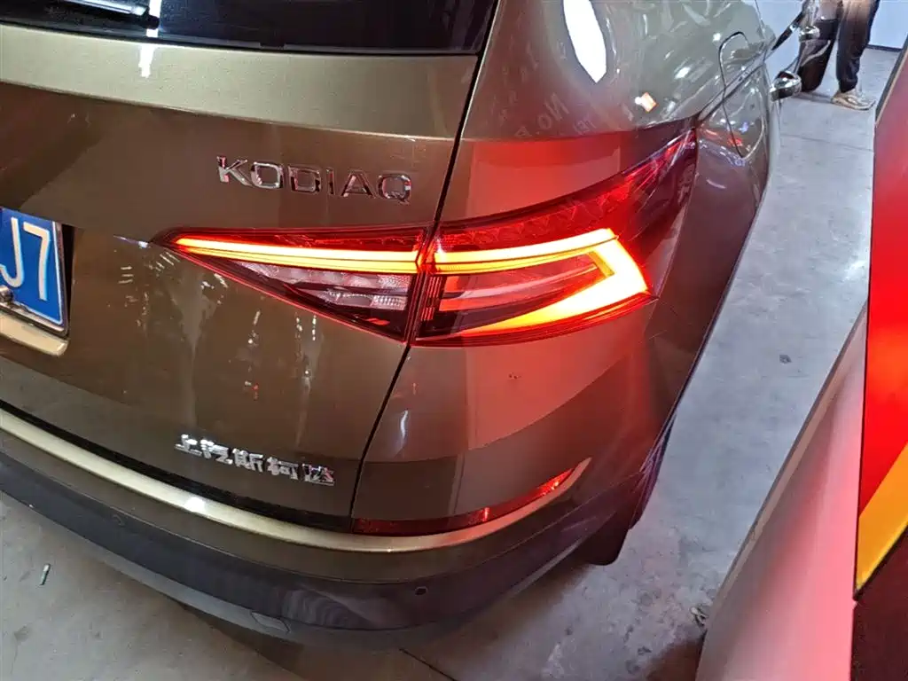 Skoda Kodiaq 2018 TSI330 5 мест Comfort
