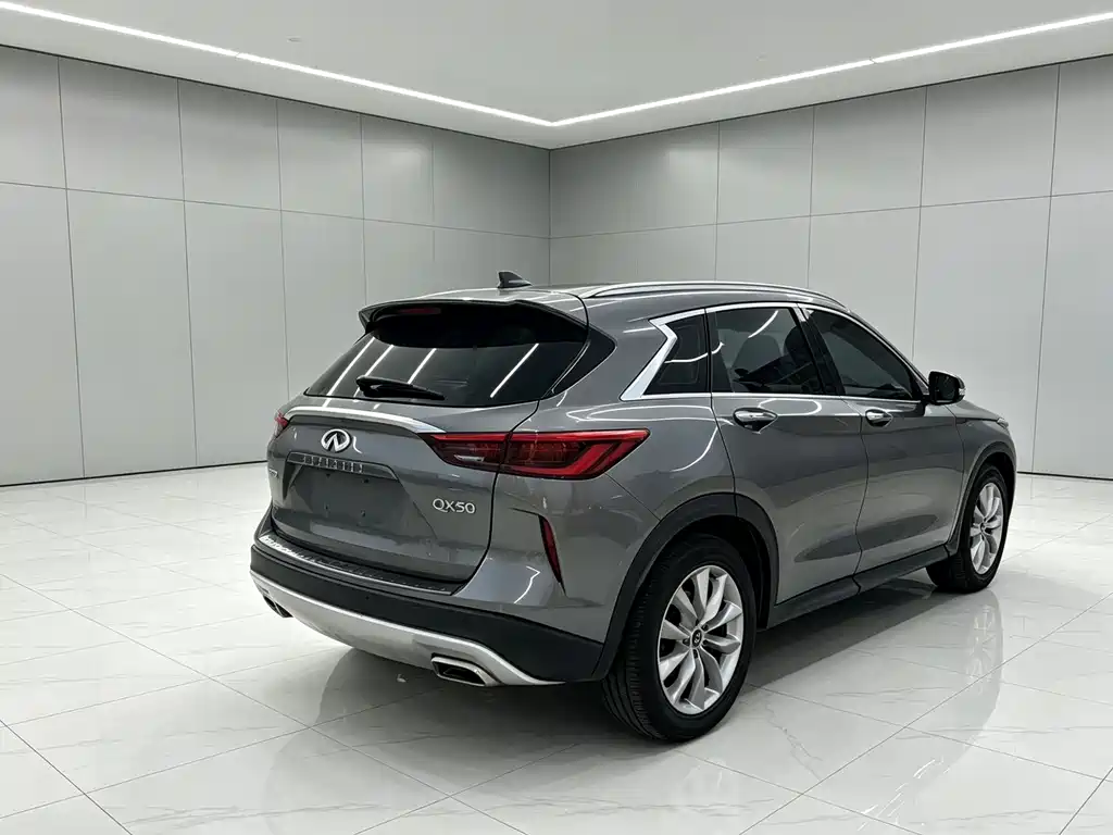 Infiniti QX50 2019 2.0T 30