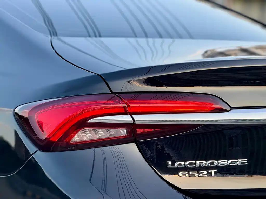 Buick LaCrosse — миниатюра 11