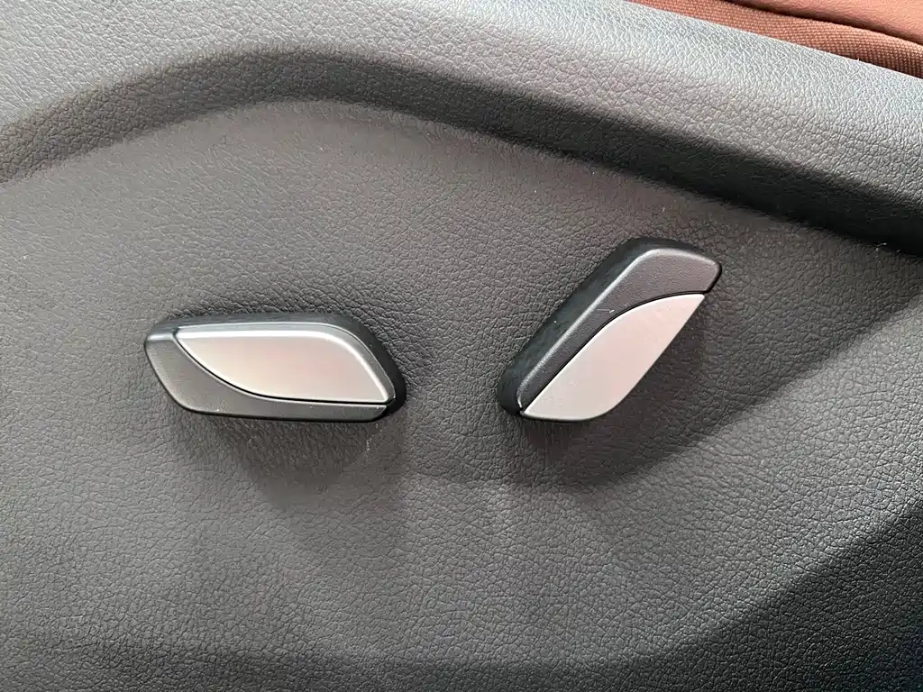 Geely Vision X6 — миниатюра 15