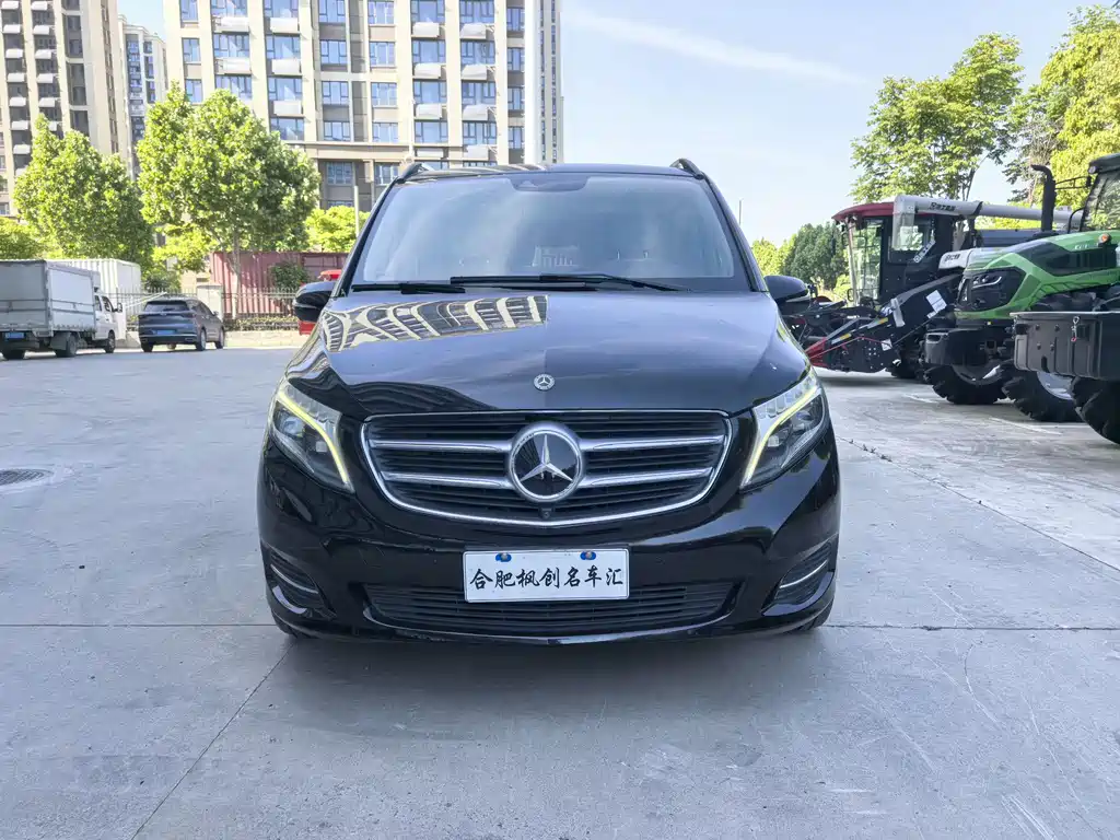 Mercedes-Benz V-Class V 2017 V 260 L Luxury Long Wheelbase