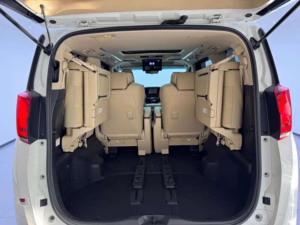 Toyota Alphard 2018 3.5L Luxury