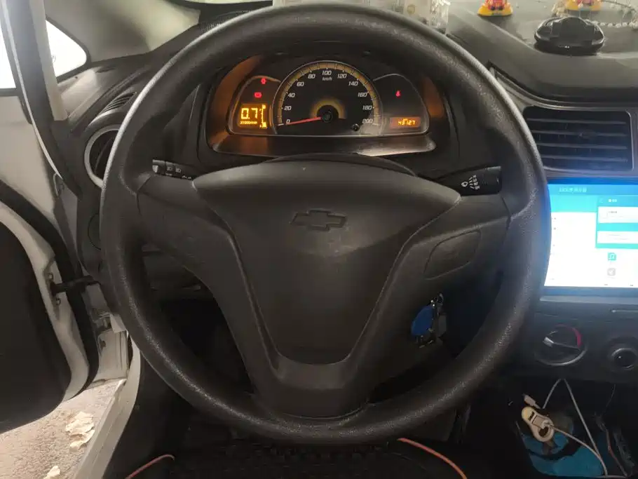 Chevrolet Sail — миниатюра 15