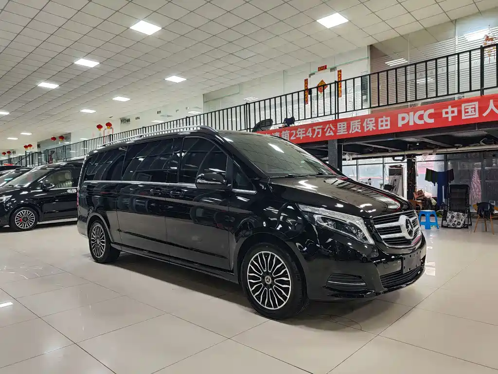 Mercedes-Benz V-Class V 2018 V 260 L Luxury Long Wheelbase VI