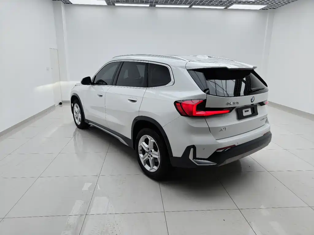 BMW X1 — миниатюра 4
