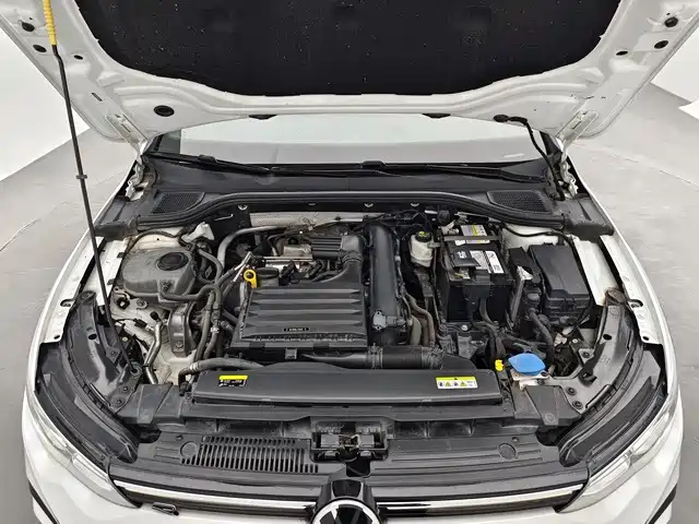 Volkswagen Golf — миниатюра 10