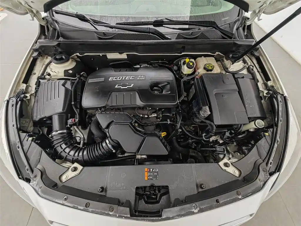 Chevrolet Malibu 2013 2.4L AT Luxury