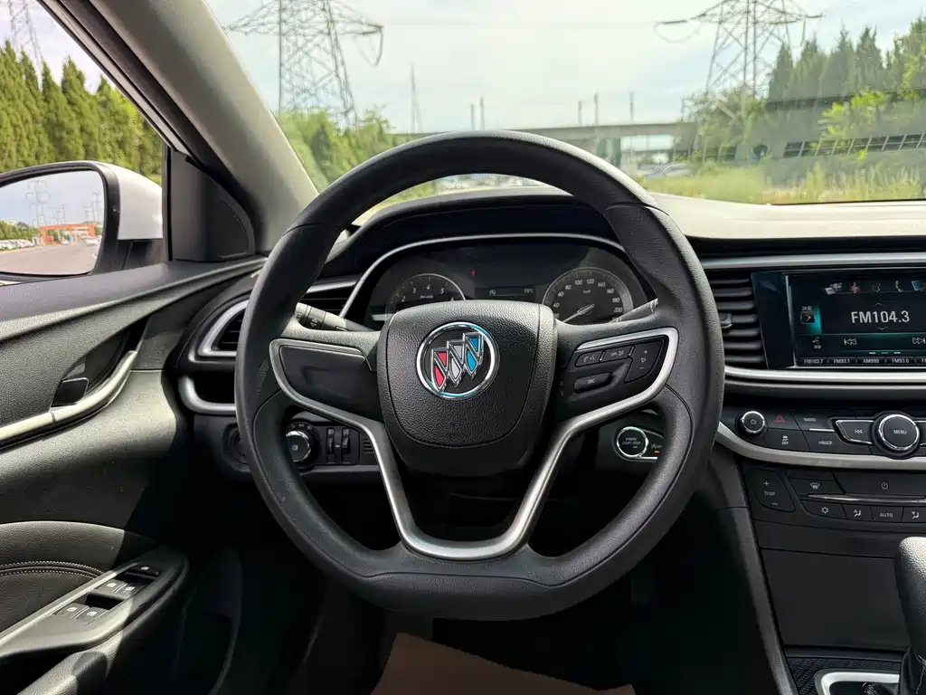 Buick Excelle — миниатюра 11