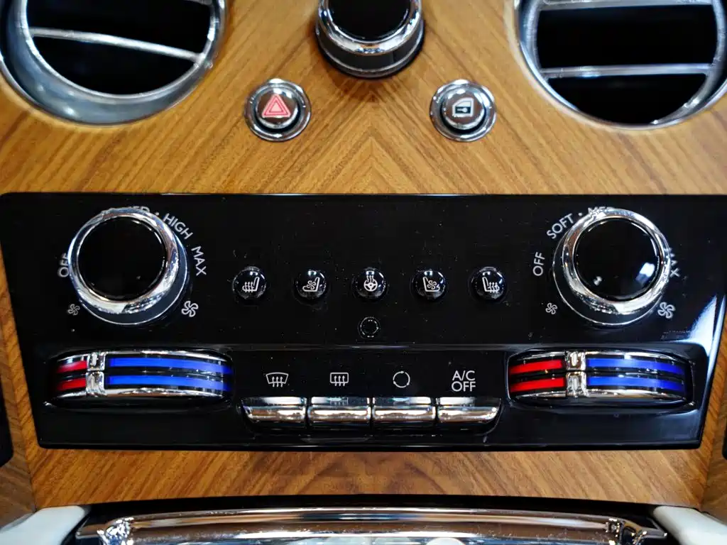 Rolls-Royce Cullinan — миниатюра 42