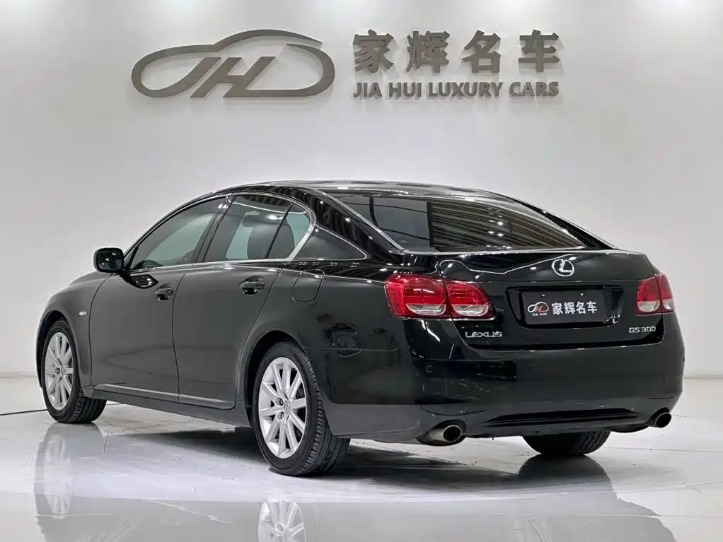 Lexus GS — миниатюра 5