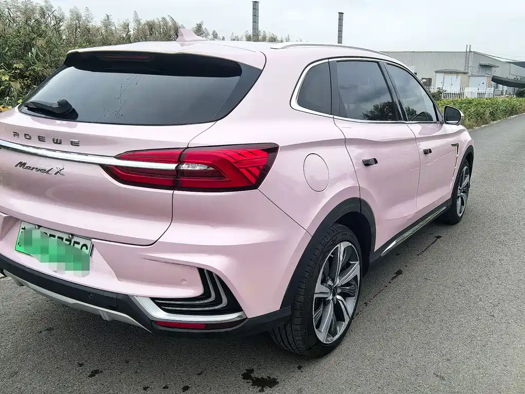Roewe MARVEL X — миниатюра 4
