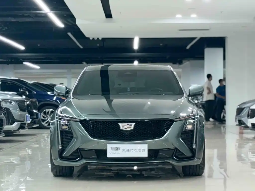 Cadillac CT5 — миниатюра 2