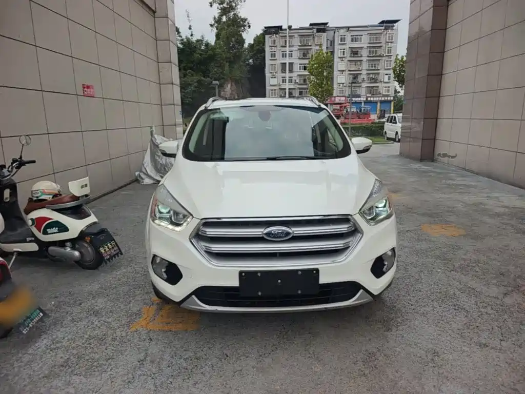 Ford Kuga — миниатюра 3