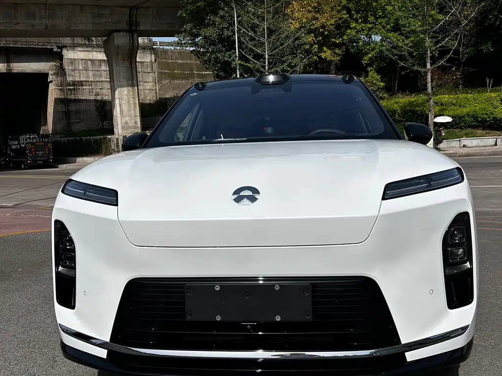 NIO ES8 2026 мест Executive Luxury