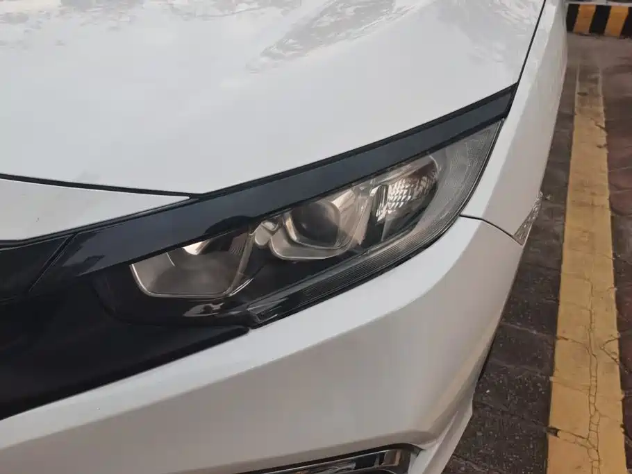 Honda Civic — миниатюра 5
