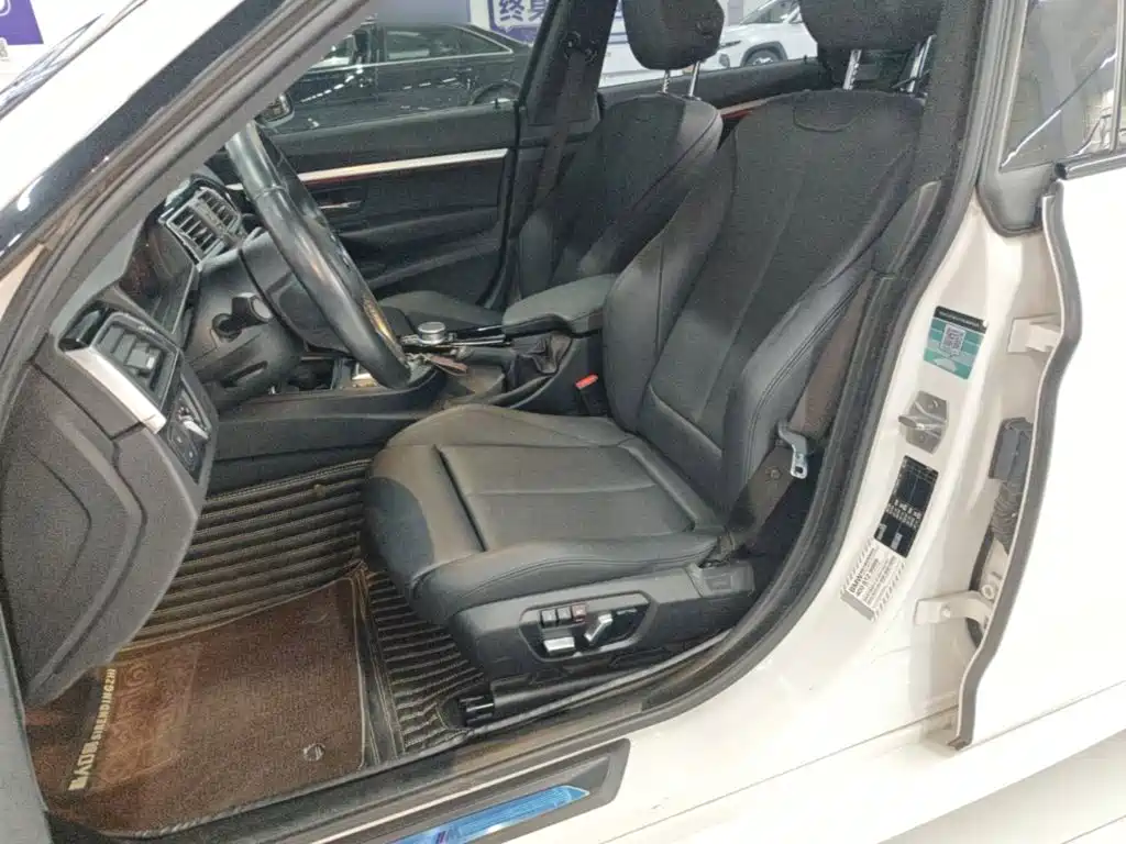 BMW 3 Series GT — миниатюра 15