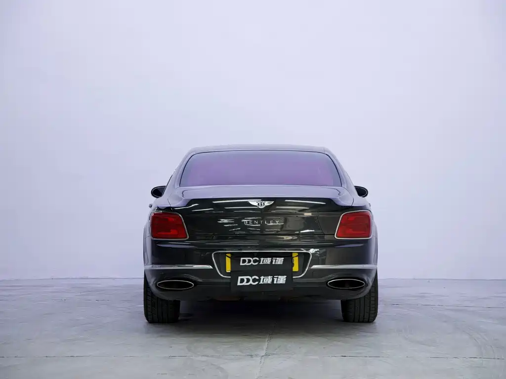 Bentley Flying Spur — миниатюра 5