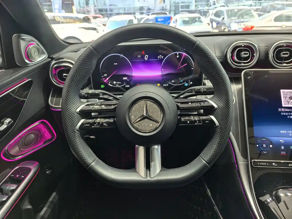 Mercedes-Benz C-Class — миниатюра 8