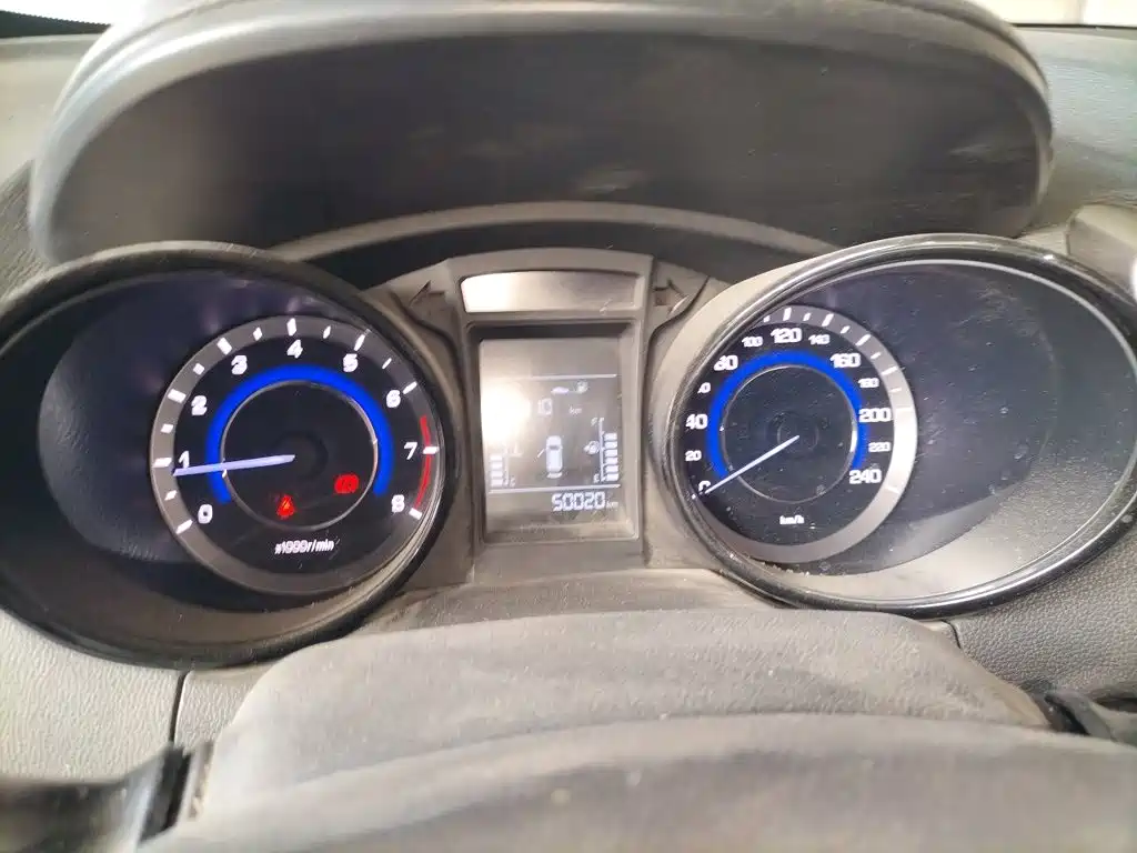 Changan CS15 — миниатюра 7