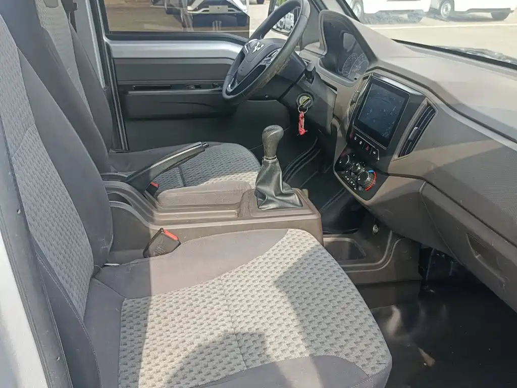Wuling Rongguang New Truck — миниатюра 4