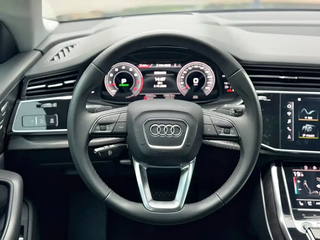 Audi Q8 — миниатюра 3