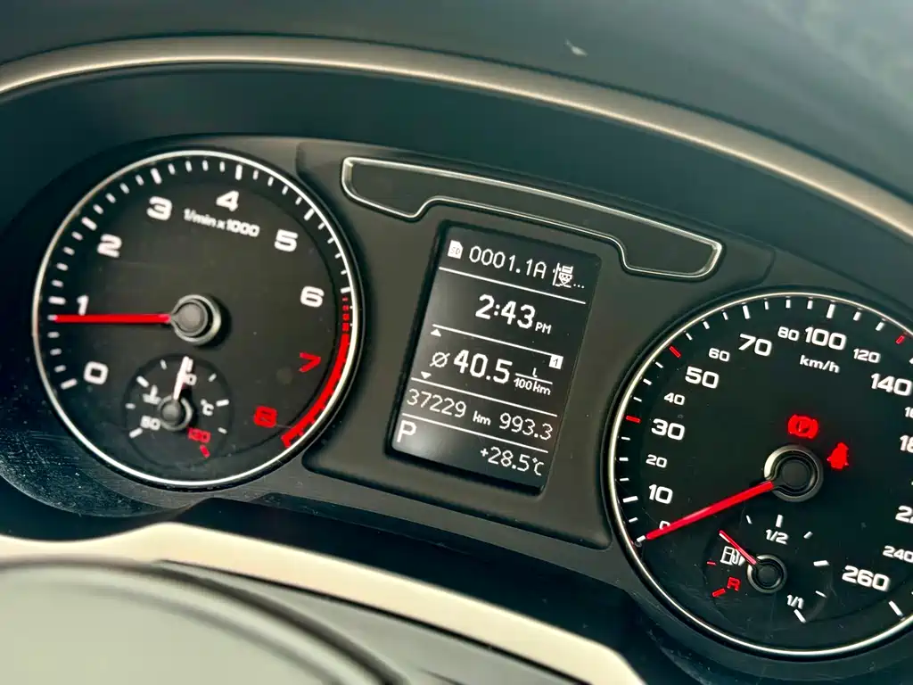 Audi Q3 — миниатюра 24