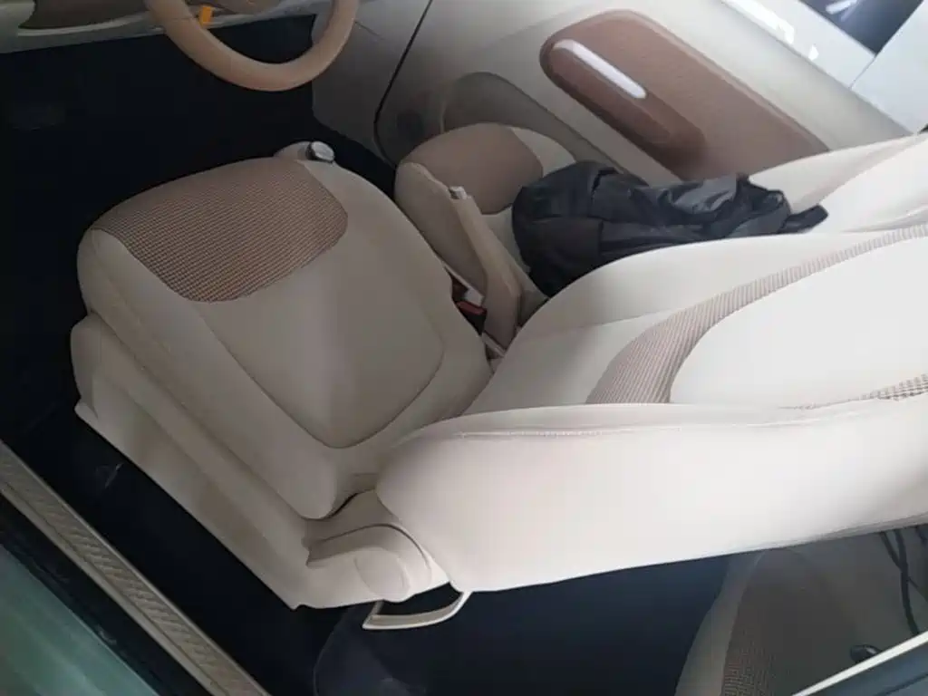 Wuling MINIEV — миниатюра 15