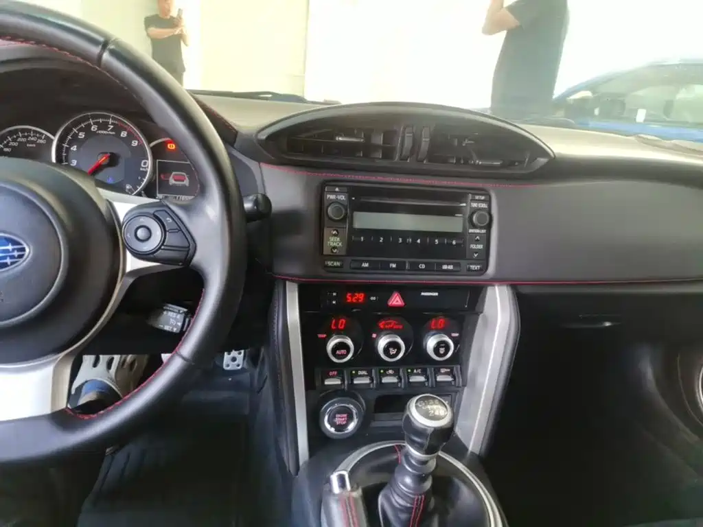 Subaru BRZ — миниатюра 13